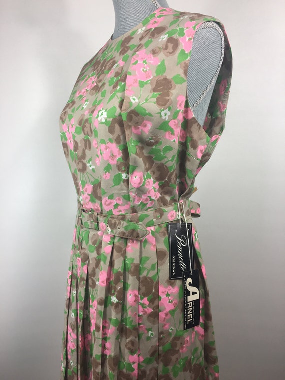 Vintage 1960's Floral Sleeveless Spring/Summer Dr… - image 4