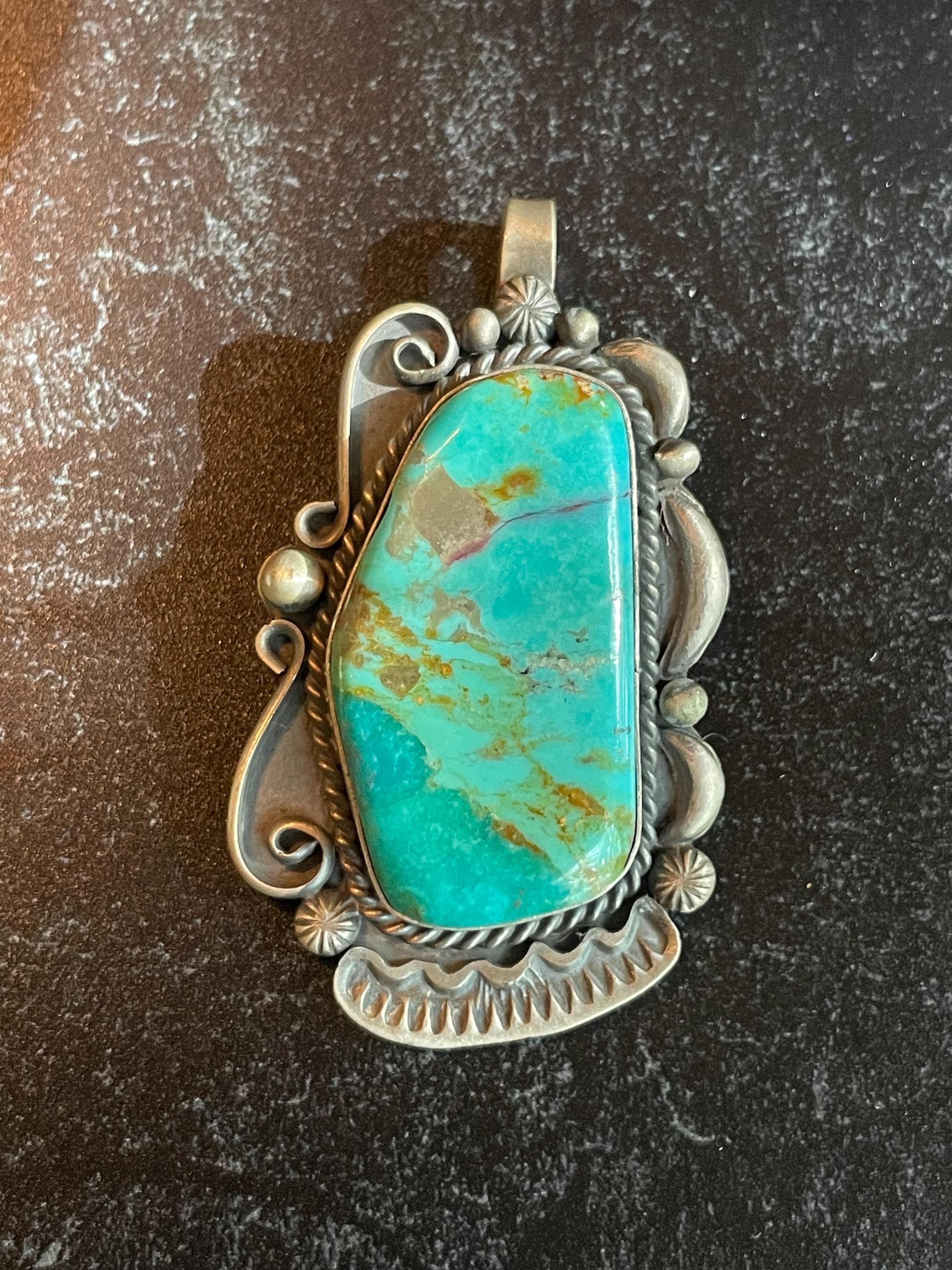 【ナバホ族】Ronald Tom ロナルドトム ターコイズ シルバーペンダント Navajo Ronald Tom Signed Large Sterling Silver and Beautiful