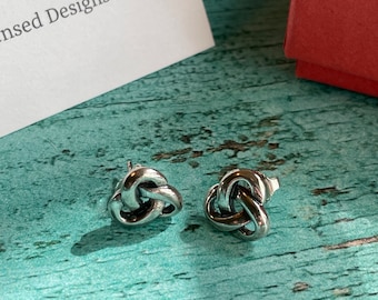 James Avery Knot Post Earrings Sterling Silver 925 Retired with Box