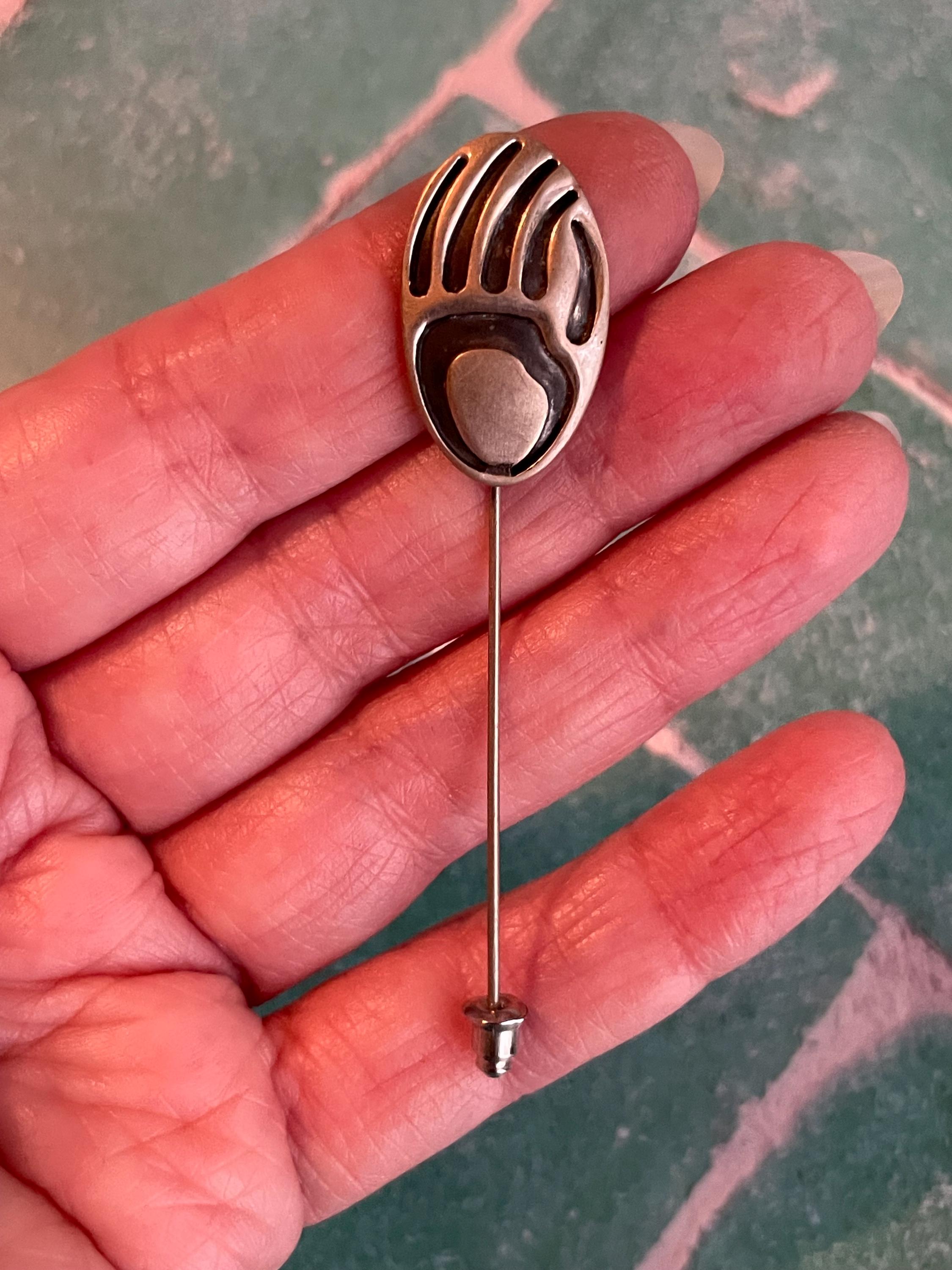 Native American Sterling Silver Bear Paw Stick Pin Vintage  display picture 3