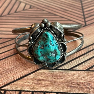 Vintage Sterling Silver & Green Turquoise Navajo Beautiful Cuff Bracelet Layaway Available