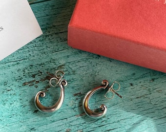 James Avery Scrolled Ear Posts J Half Hoop Earrings Sterling Silver 925 Retired with Box