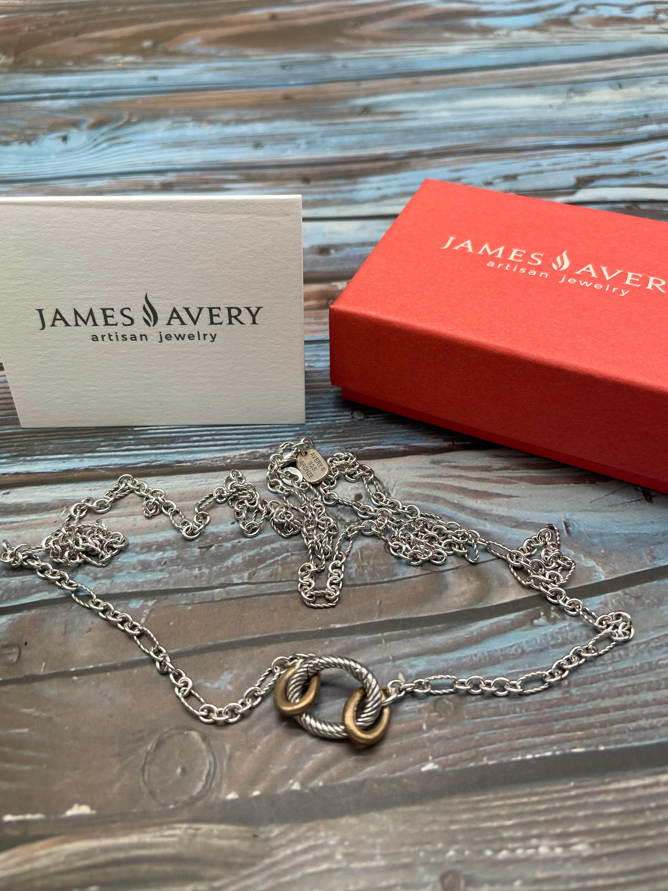 James Avery Sterling Silver Oval Twist Changeable Charm Holder Necklace  Necklace With Box 