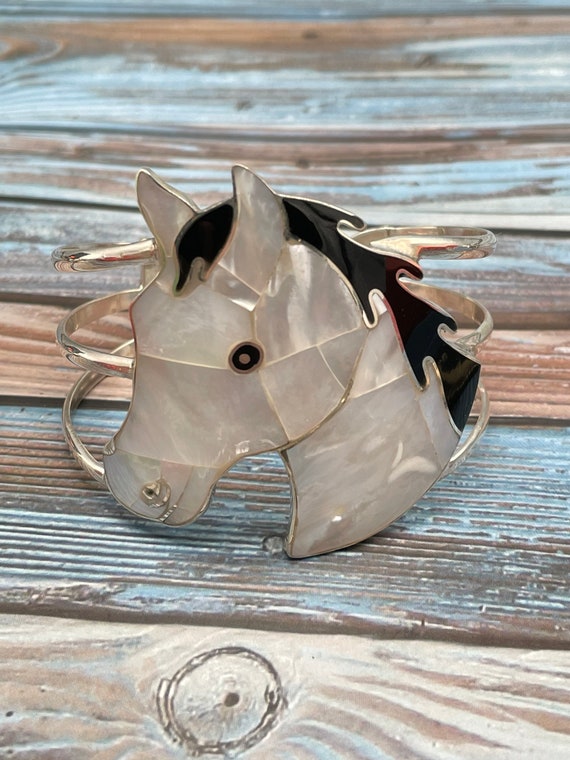 Beautiful Intricate Vintage Southwestern Sterling Silver Inlay Bracelet Beautiful Intricate Vintage Southwestern Sterling Silver Inlay Bracelet