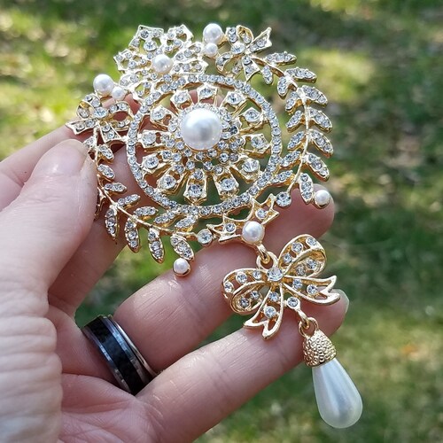 Gold Tone Rhinestone Flat Back Brooch Swinging Drop Pin Clear Etsy