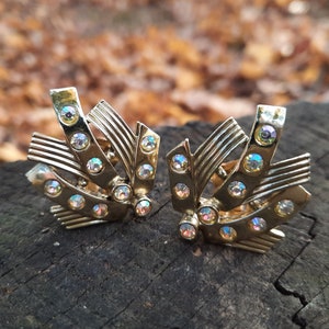 Vintage Designer Kramer of New York AB Rhinestone Earrings Gold Tone Clip Ons 60s to 70s Art Deco Style Signed Kramer V322