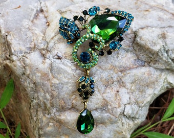 Green Rhinestone Dangle Flatback Embellishment or Pin Green Gold Tone Large Crystal Drop Brooch Green Broach Big Brooch Green and Blue GGR50