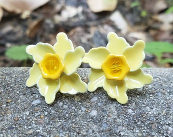 Daffodil Enamel Flower Earrings .925 Sterling Silver Posts 1 Inch Metal Flowers Yellow Earrings Studs Pierced FJ96