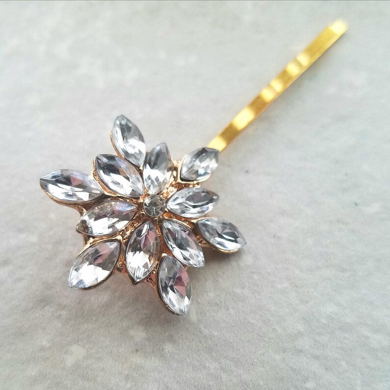 Small Gold Tone Rhinestone Bridal Hair Pin Rhinestone Flower Hairpin Rhinestone Bobby Gold Wedding Hair Pin Crystal Starburst ACC21