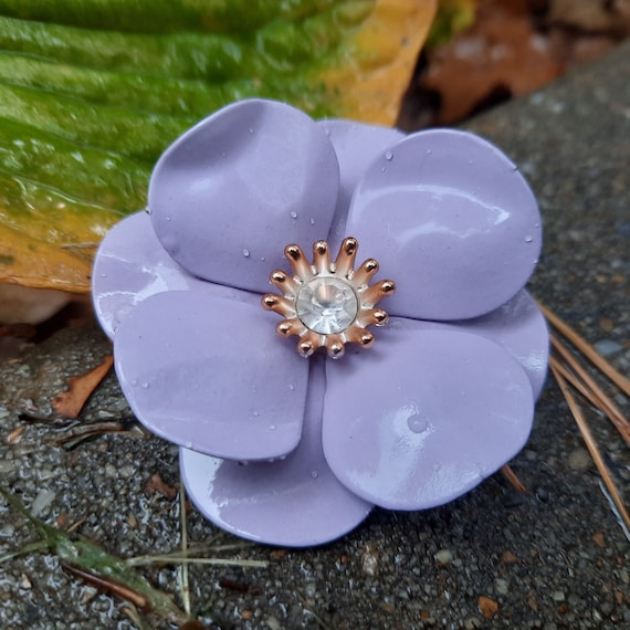 Lavender brooch deals