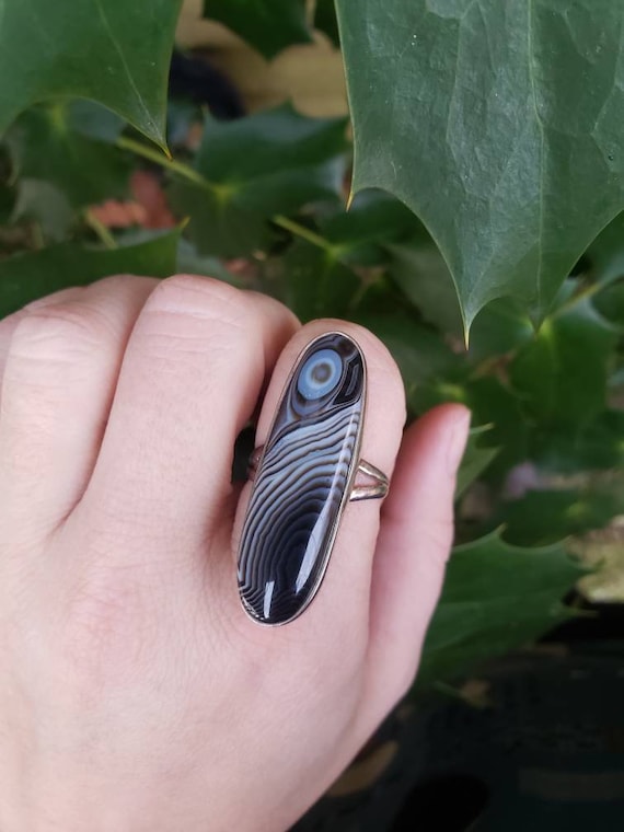 Vintage banded agate and sterling ring