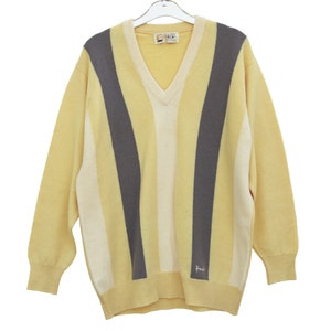 Vintage Men&#39;s Pringle of Scotland 100% Pure Wool Sweater Striped 80&#39;s Yellow Grey Cream V Neck Sporty Pullover Sweater