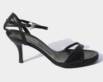 Black leather Salvatore Ferragamo stiletto sandals / Strappy black sandals / Size 6.5 / Made in Italy