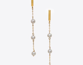 Triple pearl bar earrings / Bridal Pearl Earrings / Tiny pearl earrings / Long pearl earrings / Modern pearl earrings / 14k gold filled