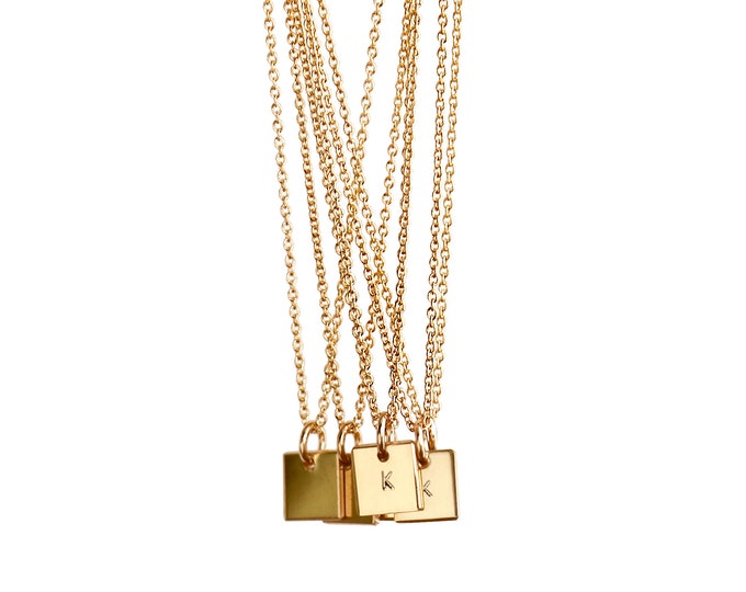 Petit collier pendentif carré en or personnalisé / Collier initial personnalisé / Collier pendentif initial / Bijoux délicats / Gold filled 14 carats
