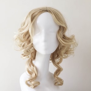 Women Classic Gold Blonde Short Curly Middle Part Party Cosplay Costume Wig Free Cap