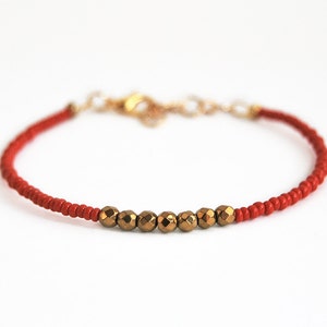 Dainty beaded bracelet, red bracelet, minimalistic bracelet, simple bracelet with faceted beads image 1