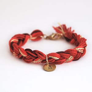 Friendship bracelet with initial, personalized bracelet with initial charm in burgundy, gift for friends, hand stamped charm