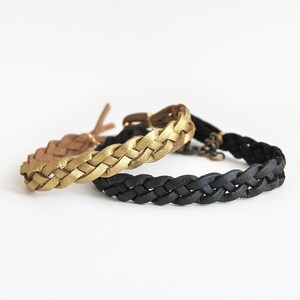 Armband-Set in gold und schwarz Kunstleder paar, set von zwei seiner ihn geflochtene Armbänder