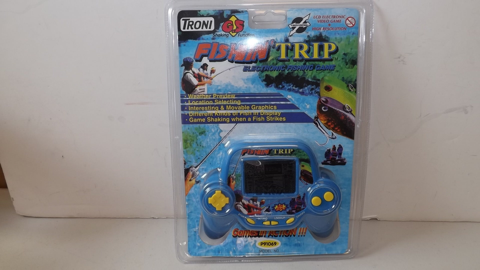 Unopened Troni Electronic Fishin Trip Game -See Description for Details
