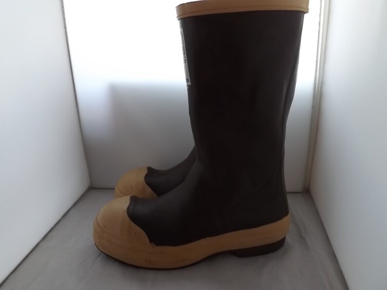 industrial servus boots