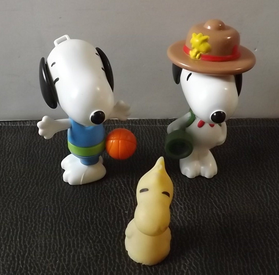 Snoopy Three Three Peanuts Characters Snoopy and Woodstock see Description for ...