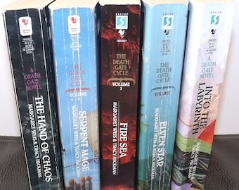Vijf paperbacks van Margaret Weis en Tracy Hickman - zie beschrijving voor meer informatie