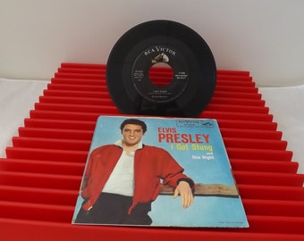 Elvis Presley 45 RPM Vinyl Record - I Got Stung, 1958 RCA Victor