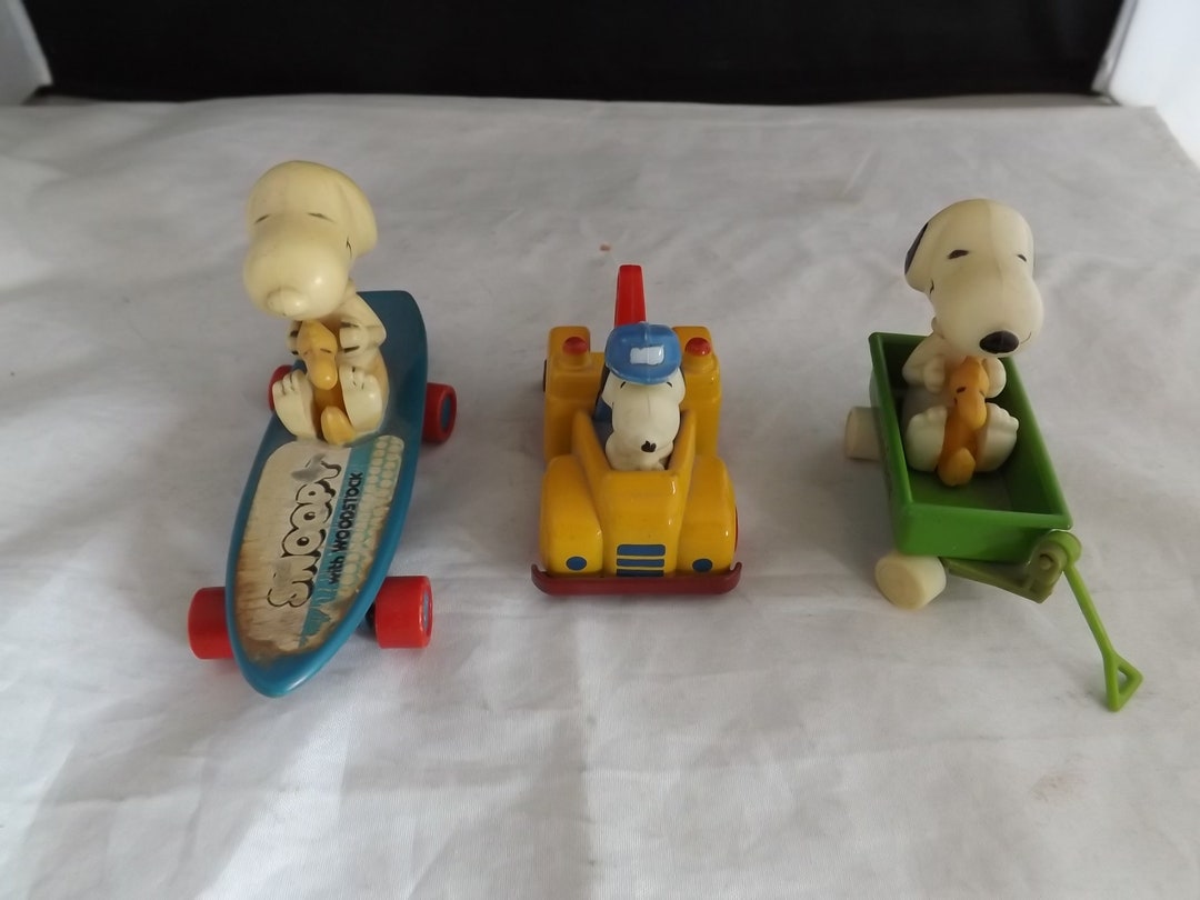 Three Snoopy Die Cast and Plastic Figures on Wheels - Etsy