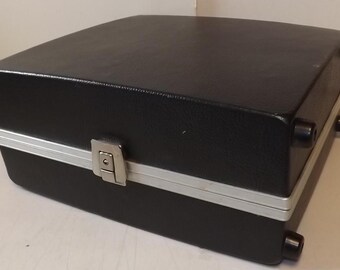 Travel Portable Bar Case With Leather Bar Dice Cup - See Description for details