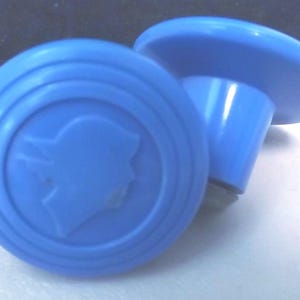 ヴィンテージ マーキュリーノブセット – 青いプラスチック製 翼付きメッセンジャーロゴ、1940年代～50年代