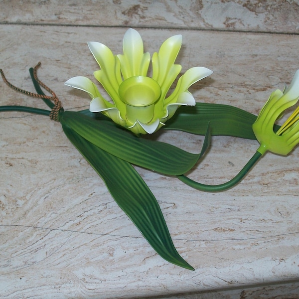 1 VTG Petite Choses Toleware Candle Holder Tabletop Tulips Mid Century Modern / candlestick holder floral