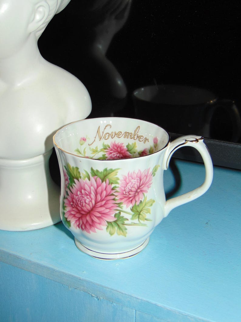 Vintage Royal Albert Chrysanthemum November Month Bone China Teacup ...