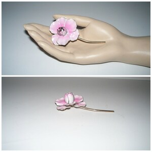 Vintage Painted Pale Pink and White Overlayed Petal Rose Brooch / vintage Brooch / vintage jewelry