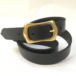 Womens Belts, Leather Belt Women, Womens Accessories, Belts For Women, Belts Leather, Black Leather Belt, Ladies Belts, Plain Leather Belt