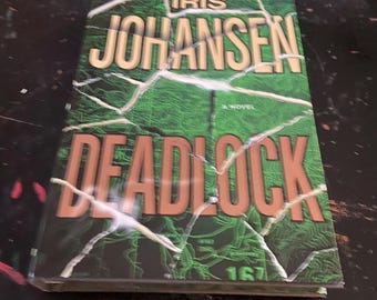 Deadlock by Iris Johansen Hardback Book