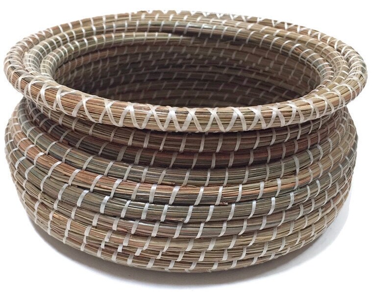 Pine Needle Basket Handmade Bowl Oyster Center Nautical Decor Chesapeake Bay Beach House Basket