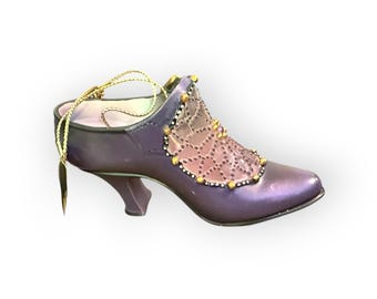 Stepping in Time “The Charleston” – Collectible Shoe Ornament by Ashton-Drake