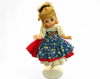 Madame Alexander “Gretel” Doll – Storyland Collection, Wendy Face, Folk Costume – 8” Vintage Classic