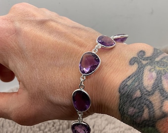Pulsera facetada de amatista