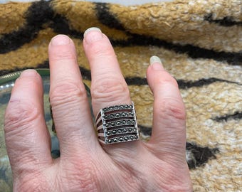 Anillo de plata de ley con marcasita 5