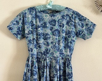 1950s Blue Cotton Floral Side Zip Day Dress Rockabilly Swing Western Rose Sundress Handmade Tea Dress Metal Talon Zipper Picnic Party