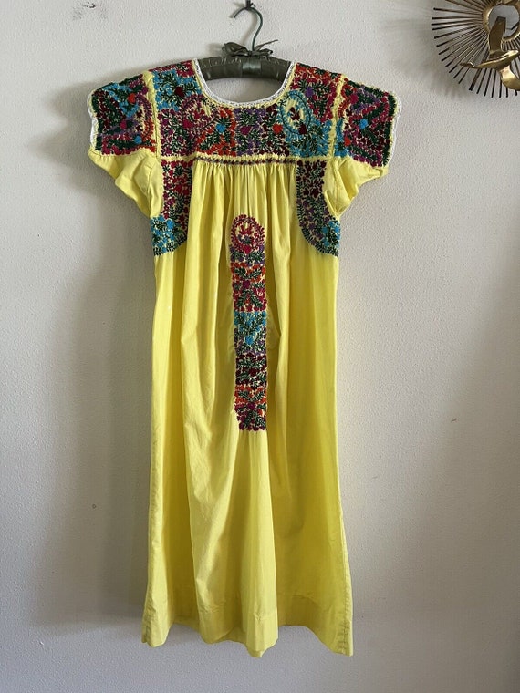 1970s Oaxacan Mexican Huipil Dress Embroidered Bo… - image 7