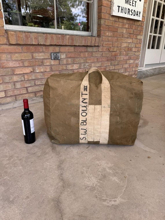 40s ww2 US AVIATOR'S KIT BAG? USAIRFORCE