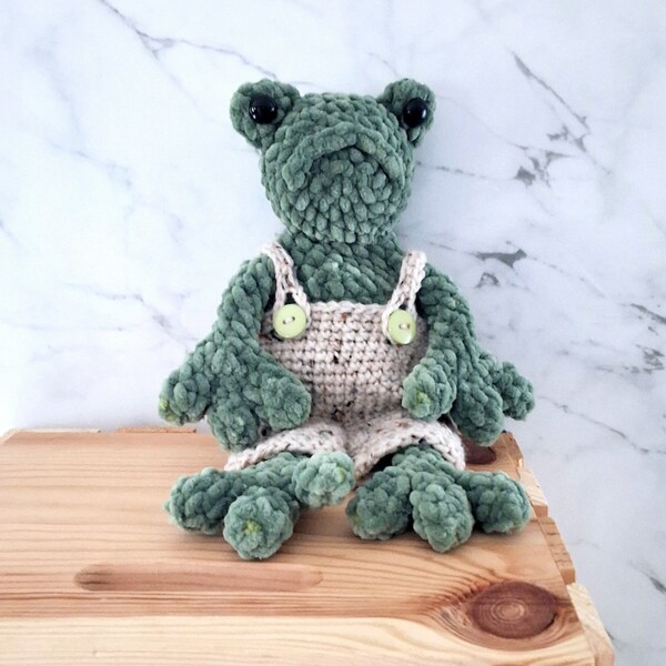 Frog Plushie - Herbert the Frog