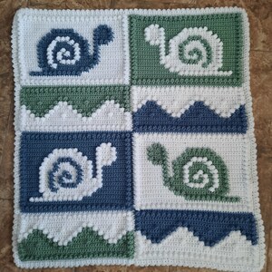 SNAILS pattern for crocheted blanket image 3