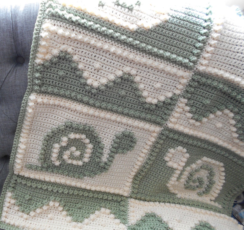 SNAILS pattern for crocheted blanket image 1