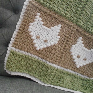 FOXES pattern for crocheted blanket image 2