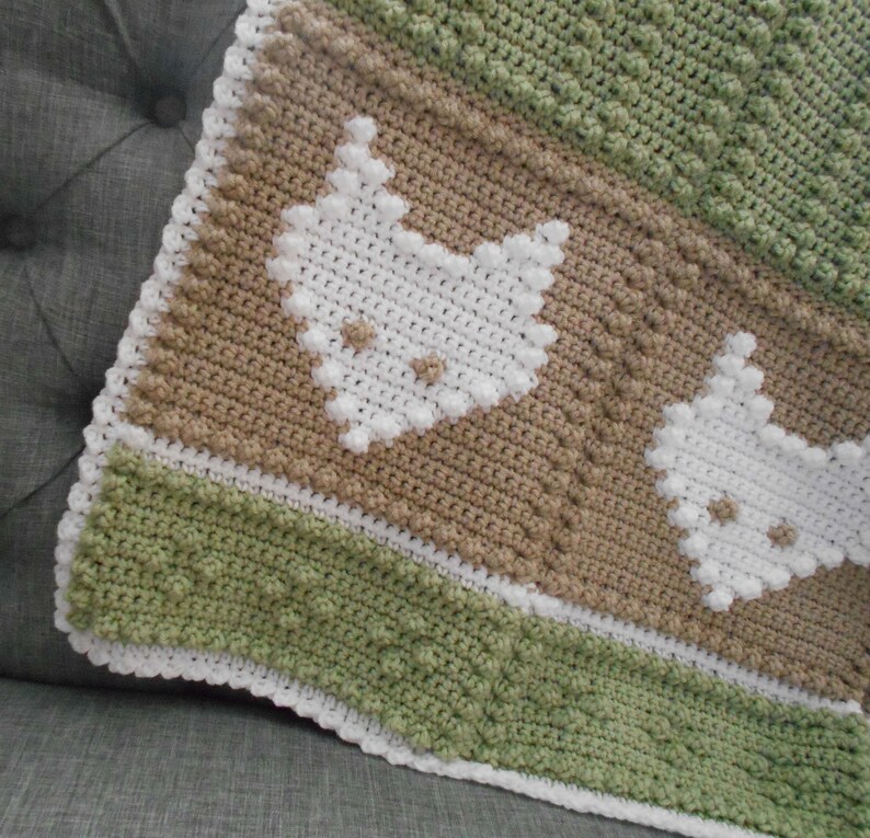 FOXES pattern for crocheted blanket image 2