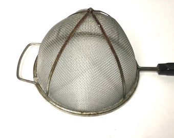 Vintage 1980's  Metal Strainer